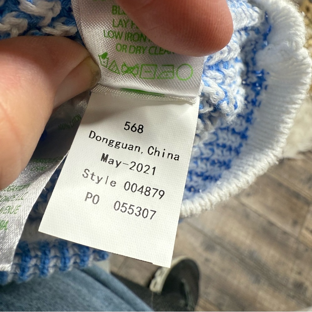 Lilly Pulitzer Blue White Knit Crewneck Sweater - Picture 8 of 9